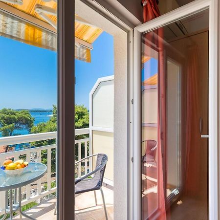 Sunny Days "Sara" - Zf Hvar Hvar Town Exterior photo
