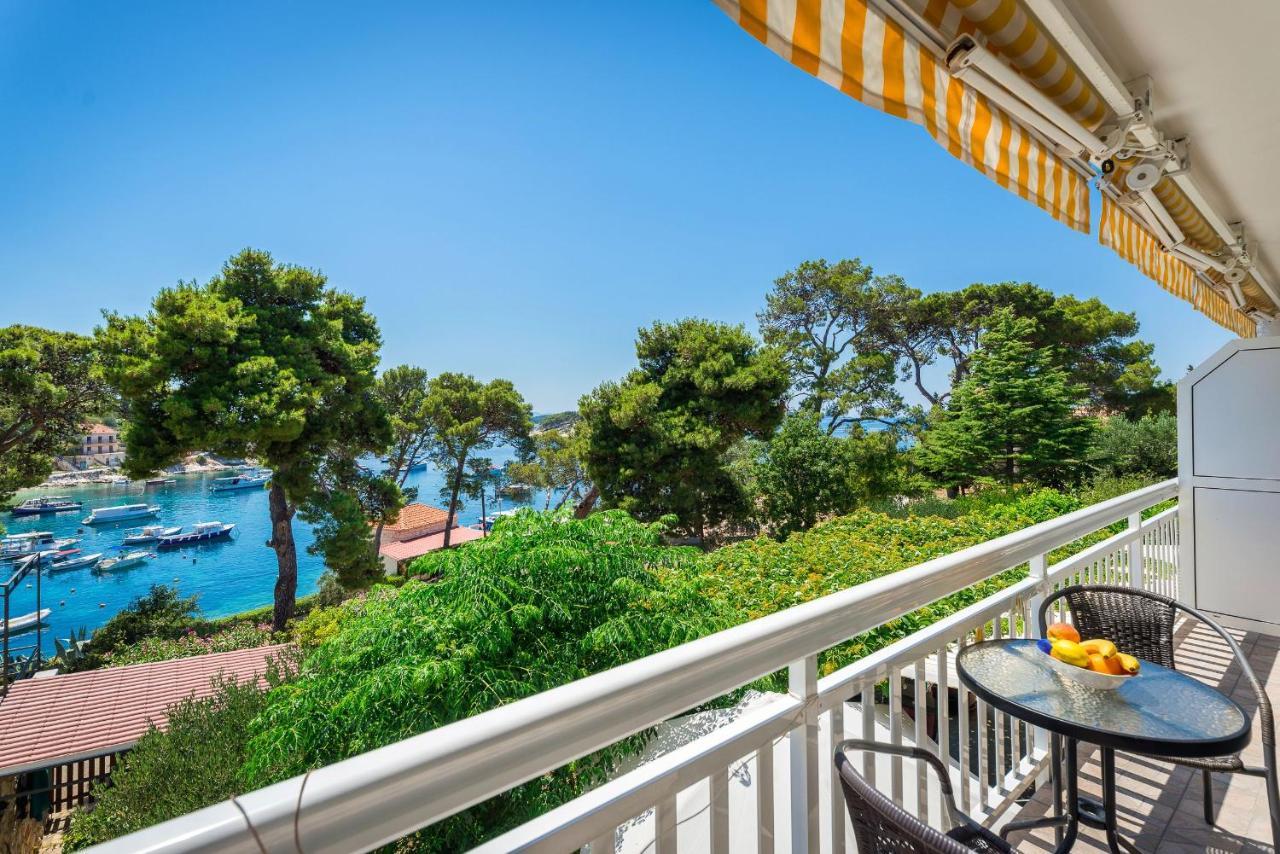 Sunny Days "Sara" - Zf Hvar Hvar Town Exterior photo