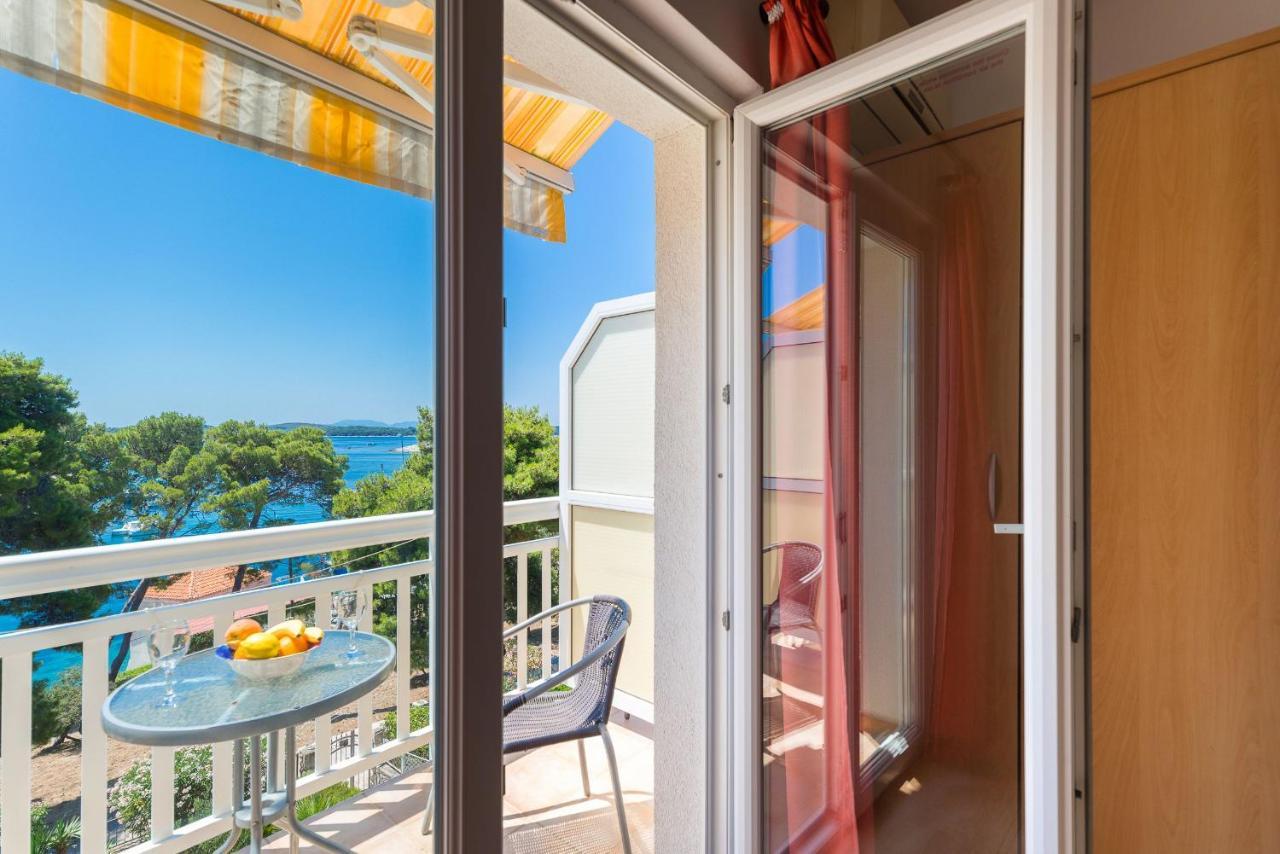 Sunny Days "Sara" - Zf Hvar Hvar Town Exterior photo